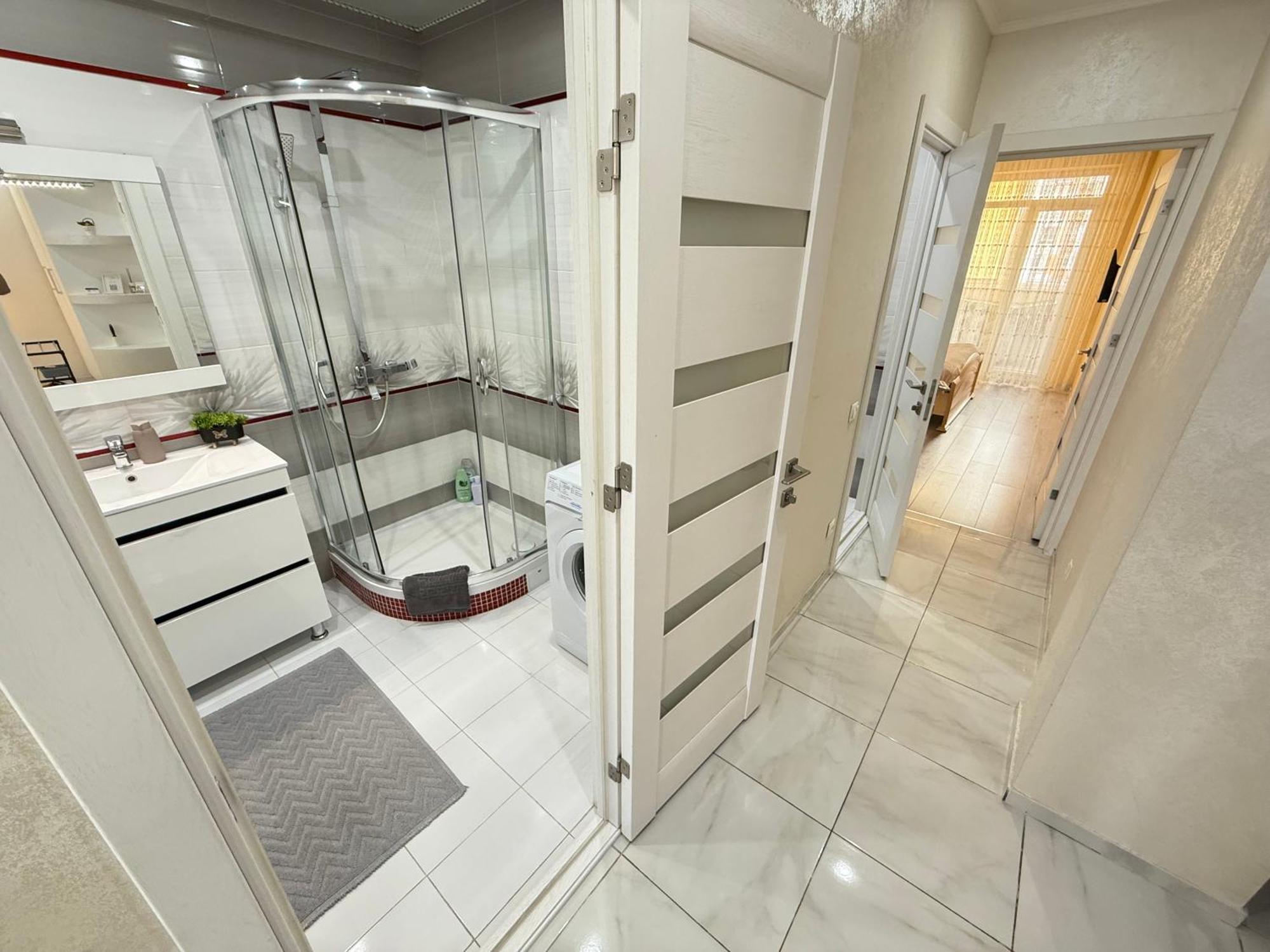 Cozy Two Bedroom Large Apartment Chisinau Exterior photo