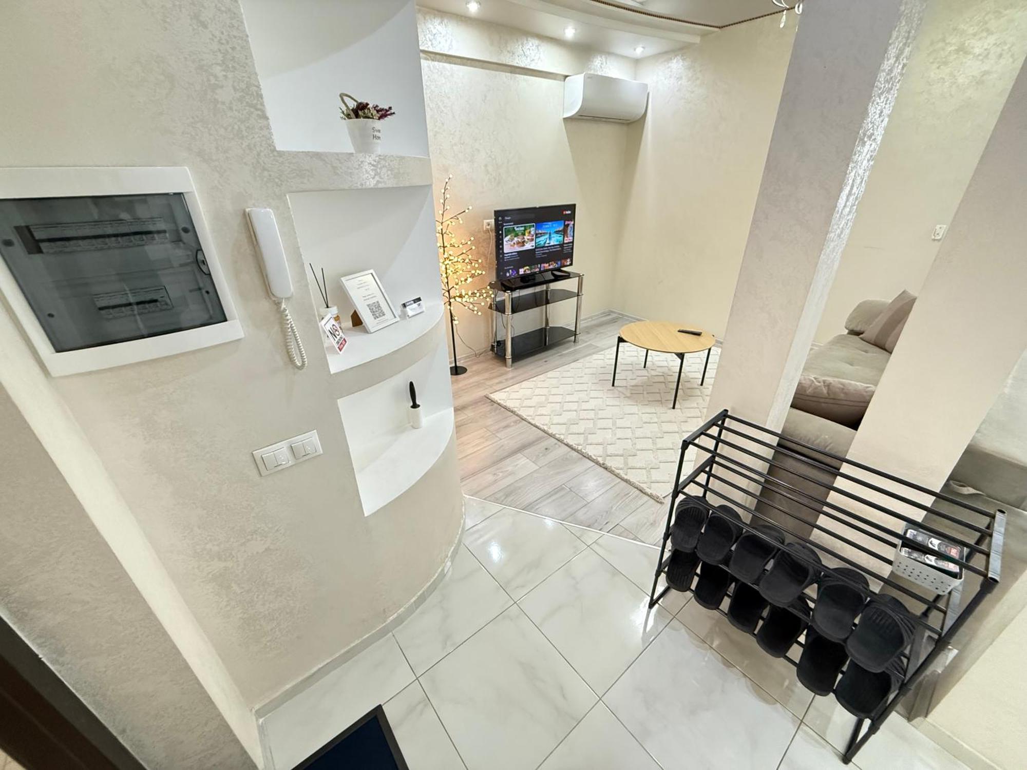 Cozy Two Bedroom Large Apartment Chisinau Exterior photo